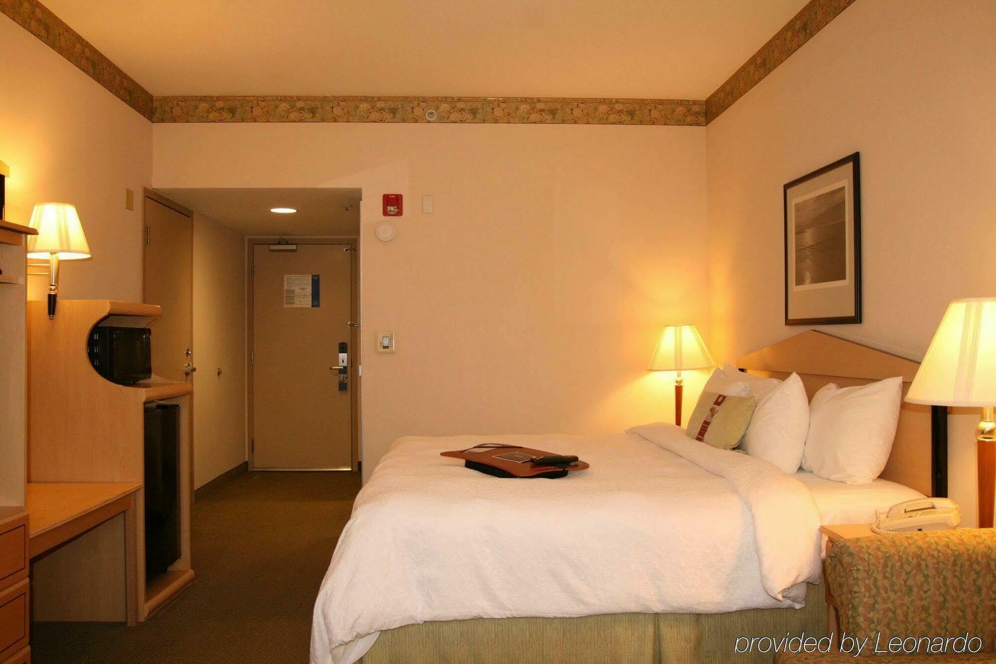 Hampton Inn & Suites San Francisco-Burlingame-Airport South Номер фото